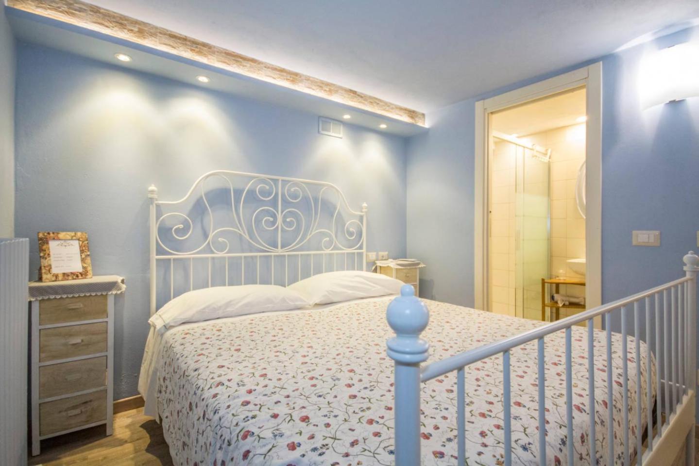 La Contrada B&B Casnate Con Bernate Exterior foto